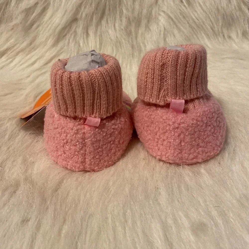 Wonder Nation Slippers Girls Size 5 Pink Fuzzy Rainbow Bootie Shoes NEW